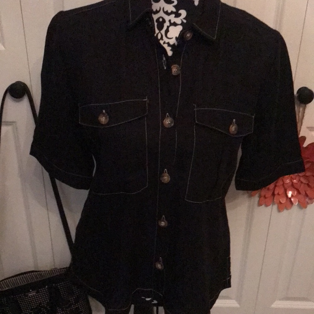 Black linen blouse with white stitching - Picture 2 of 11